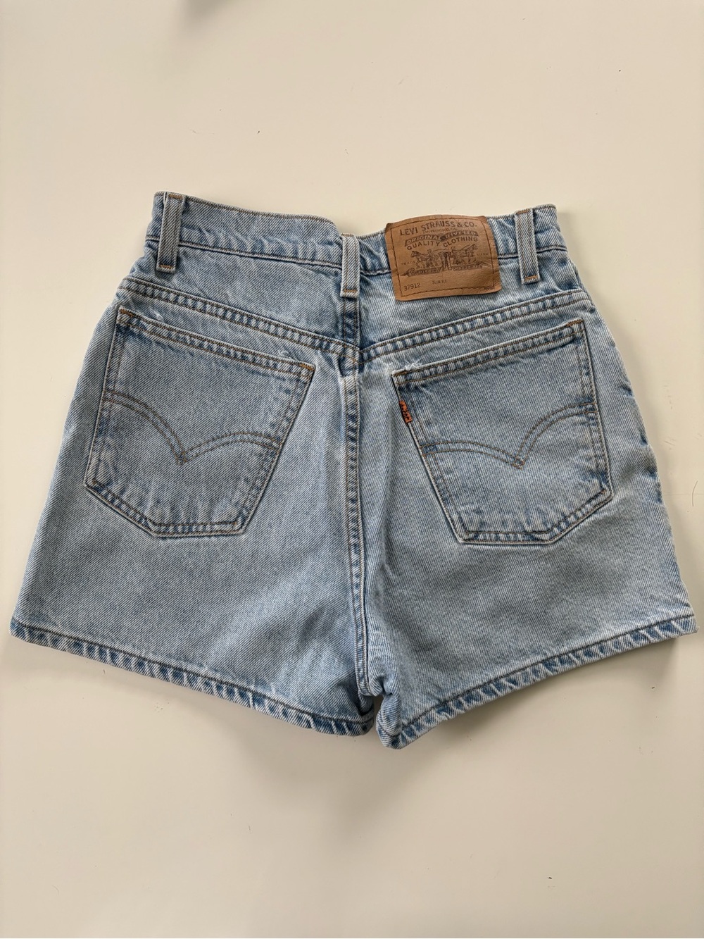 Levi's Vintage Orange Tab Light Wash High-Rise Denim Shorts Size 7